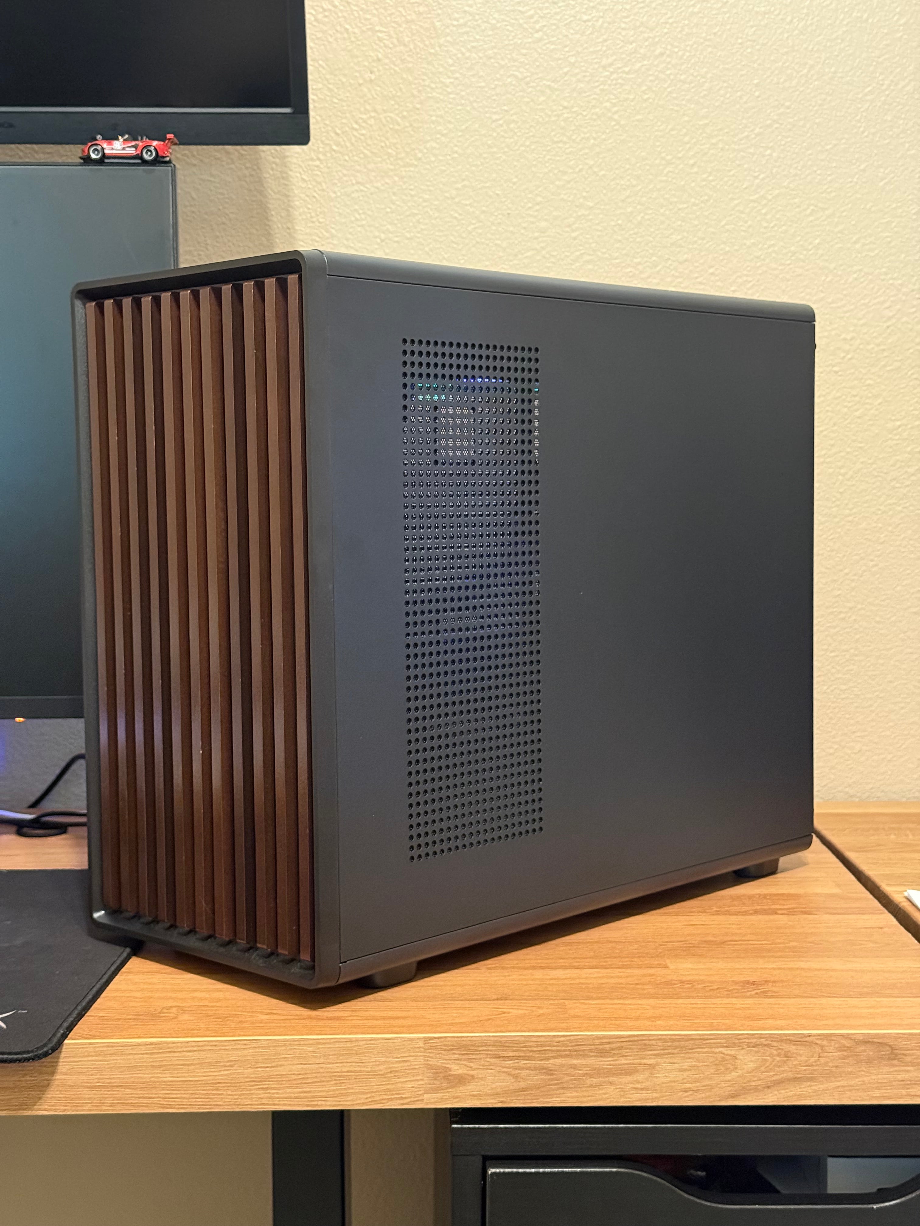 RX 7700 XT | RYZEN 7600X | 32GB 6000CL30 | 2TB NVME