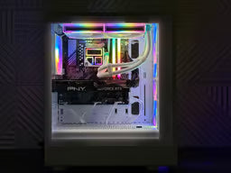 RTX 4070 | RYZEN 7700 | 32GB 6400CL32 | 2TB NVME | WIFI